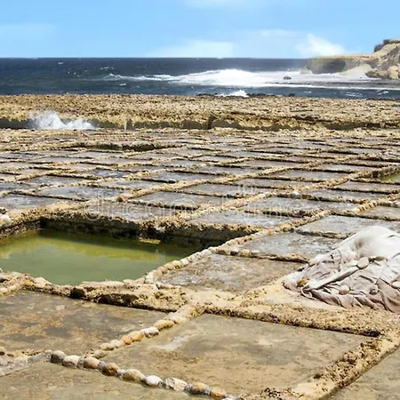 Sea View In Iz-zebbug *