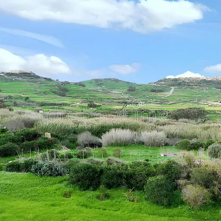 Sea View In Iz-zebbug