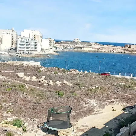 Апартаменты Sea View In Iz-zebbug