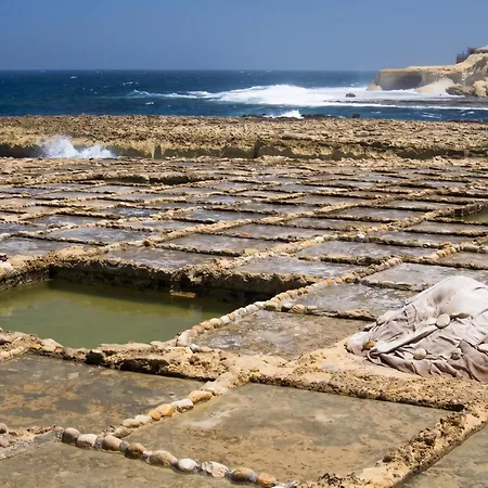 Sea View In Iz-zebbug Апартаменты *